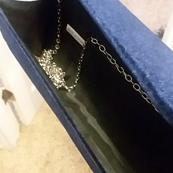 Navy blue clutch - Picture 3 of 3